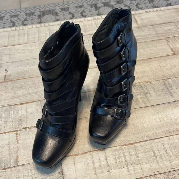 NWOT Stuart Weitzman Stiletto Boots - Picture 2 of 7